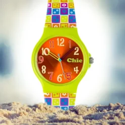 Chic-Watches Damenuhr Flower Power grün Armbanduhr Chic Lady-Uhr UC023