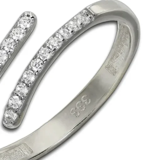 GoldDream Gold Ring Gr.56 Line Zirkonia weiß 333er Weißgold GDR524J56