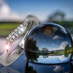 GoldDream Gold Ring Welle Zirkonia weiß Gr.58 333er Weißgold GDR501J58