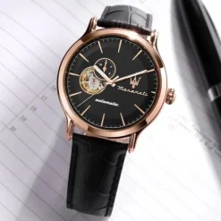 Maserati Herren Armbanduhr EPOCA Analog Leder schwarz UMAR8821118009
