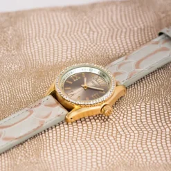 Oozoo Damen Armbanduhr Timepieces Analog Leder grau hellbraun UOC10272