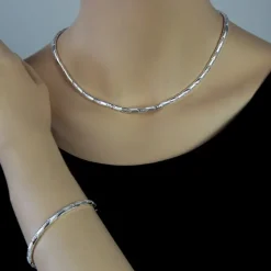 SilberDream Schmuck Set Pfeile Zirkonia Collier & Armband Damen 925er SDS451W