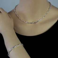 SilberDream Schmuck Set Welle Zirkonia Collier & Armband Damen 925er SDS461W